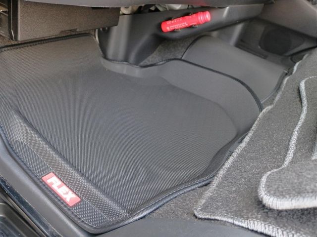 Toyota HIACE VAN 2018-11 28050-11