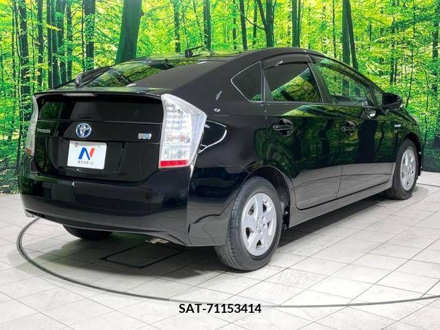 Toyota PRIUS 2010-07 366352-17