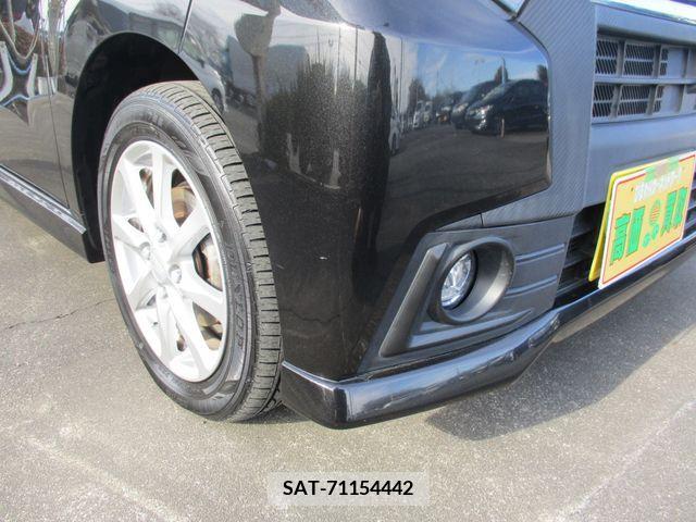 Daihatsu MOVE CUSTOM 2015-09 207640-9