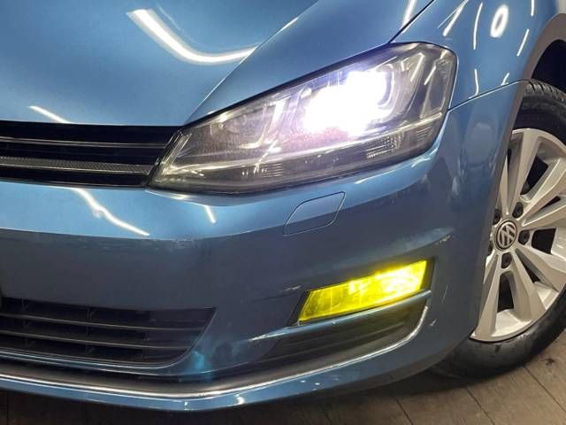 VolksWagen GOLF 2015-06 14564-13