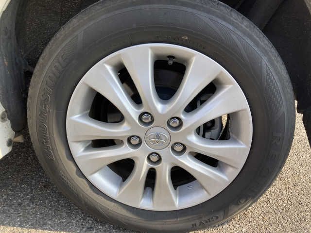 Toyota NOAH 2013-03 189639-5