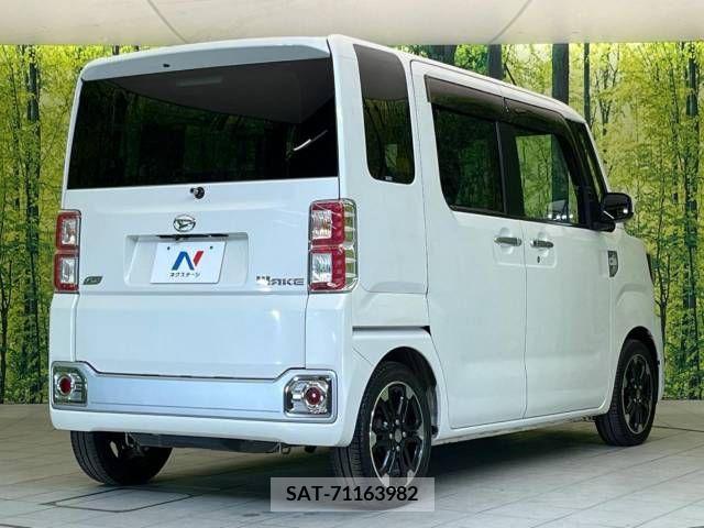 Daihatsu WAKE 2014-11 234558-17