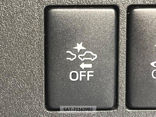 Daihatsu WAKE 2014-11 234558-3