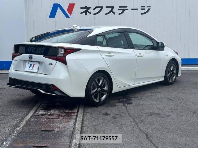 Toyota PRIUS 2019-03 322414-17