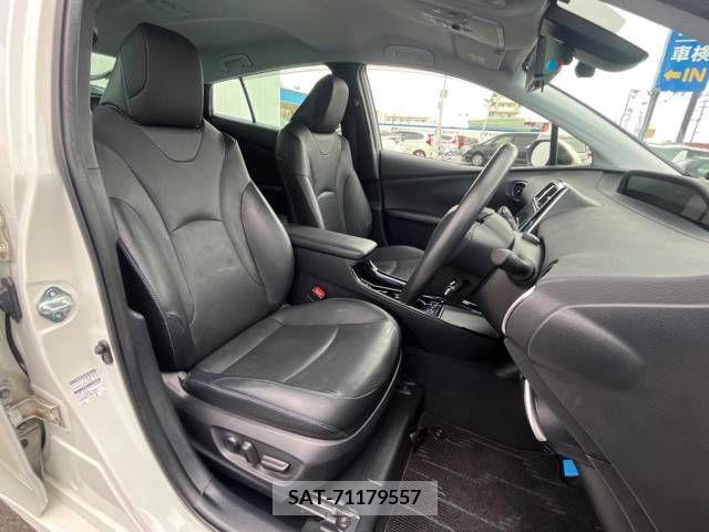 Toyota PRIUS 2019-03 322414-8