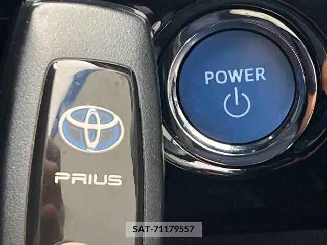 Toyota PRIUS 2019-03 322414-7