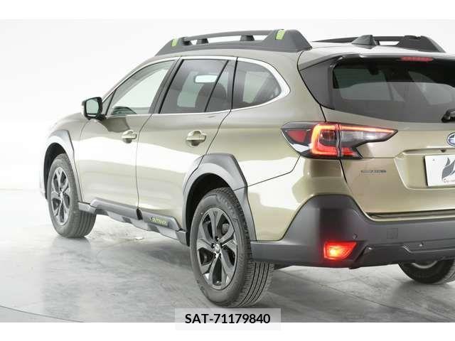 Subaru OUTBACK 2022-03 337251-6