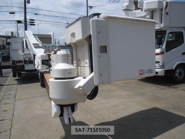 Hino DUTRO 2012-03 267668-10
