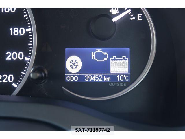 Lexus CT 2012-05 213706-15