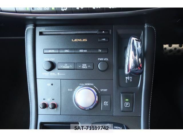 Lexus CT 2012-05 213706-9