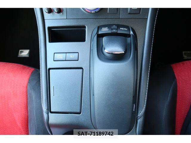 Lexus CT 2012-05 213706-10