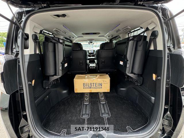 Toyota VELLFIRE 2018-11 299668-16