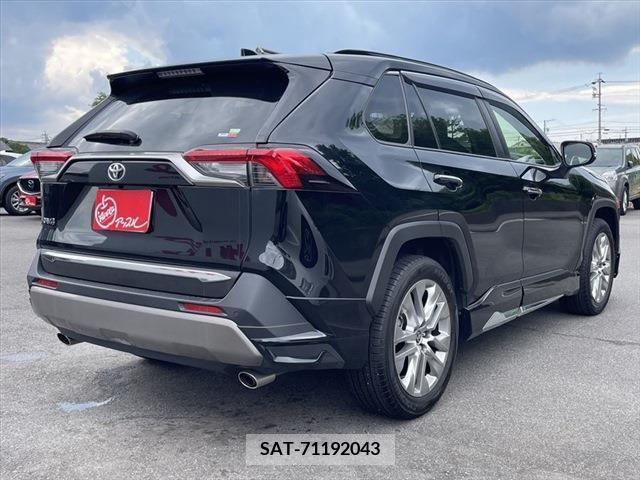 Toyota RAV4 2022-07 332368-17