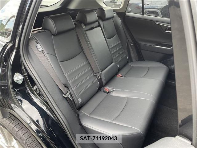 Toyota RAV4 2022-07 332368-8