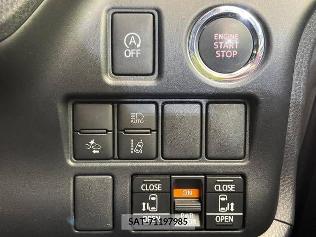 Toyota VOXY 2019-03 338425-5