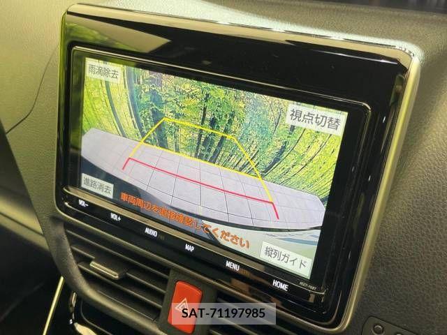 Toyota VOXY 2019-03 338425-4
