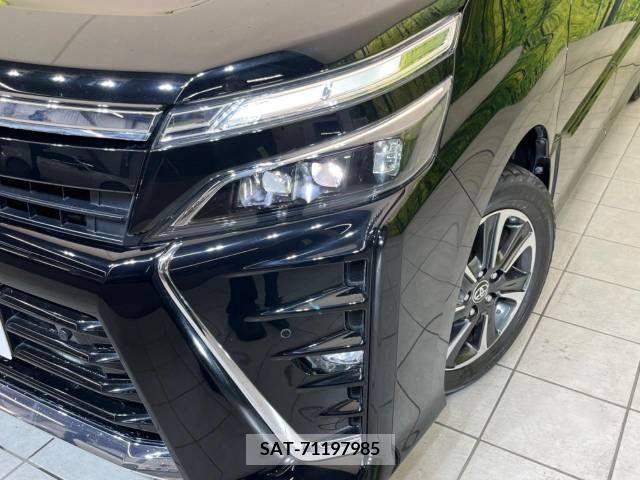 Toyota VOXY 2019-03 338425-14