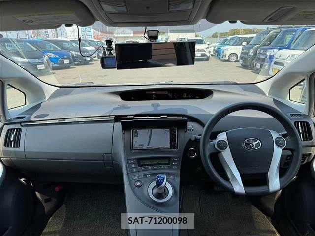 Toyota PRIUS 2010-02 227955-1