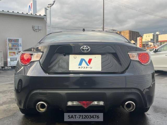 Toyota 86 2015-05 265134-10