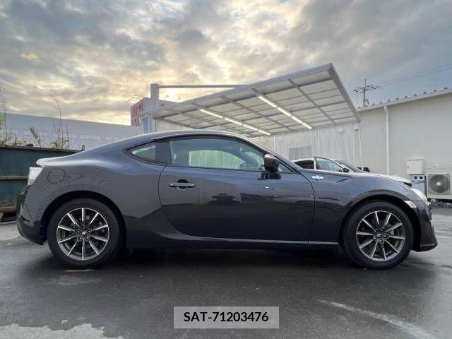 Toyota 86 2015-05 265134-17