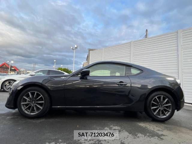 Toyota 86 2015-05 265134-18