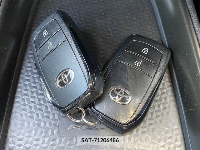 Toyota AQUA 2022-01 292144-6