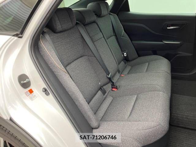 Toyota CROWN 2023-02 358178-9