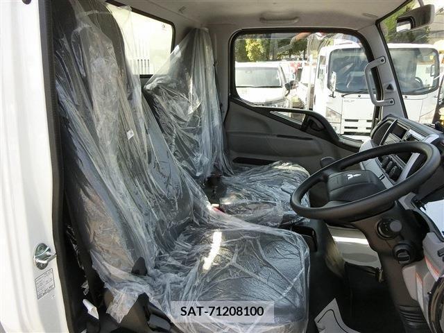 Mitsubishi CANTER 2024-02 250879-15