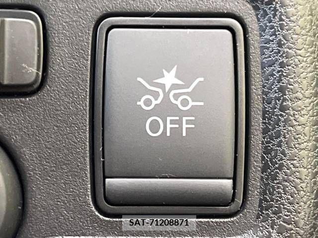 Nissan NOTE 2017-05 279976-5