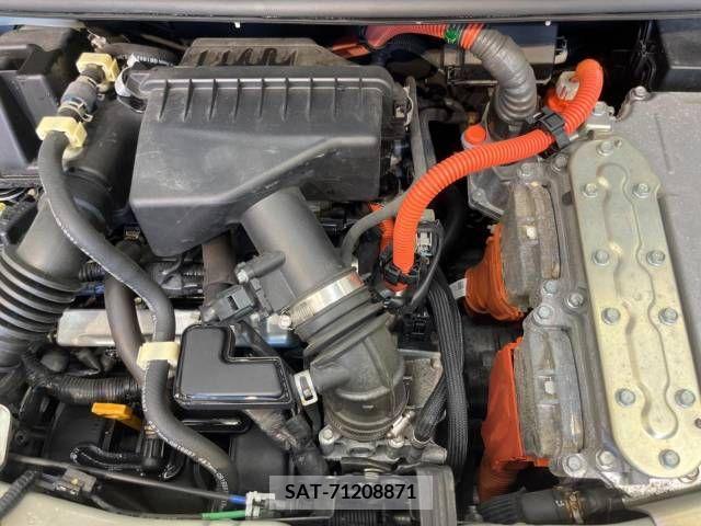 Nissan NOTE 2017-05 279976-18