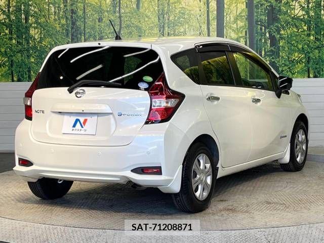 Nissan NOTE 2017-05 279976-17
