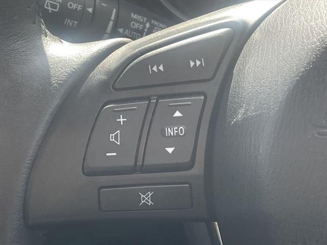 Mazda CX-5 2013-03 14427-28