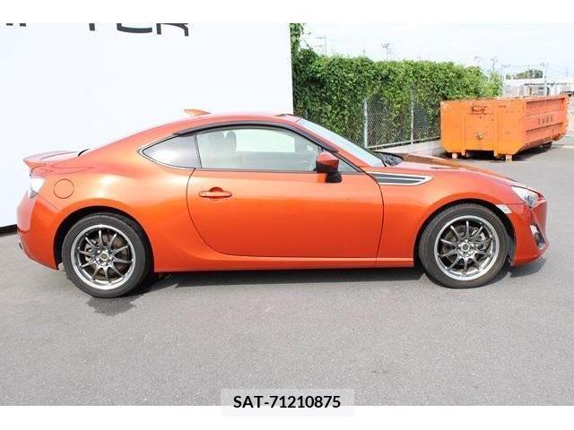 Toyota 86 2012-09 321148-7