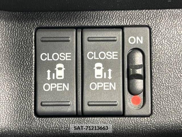 Honda STEP WGN 2015-12 375719-6