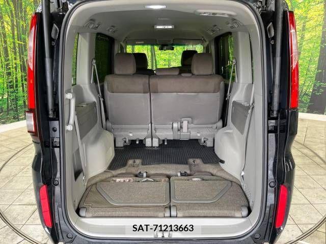 Honda STEP WGN 2015-12 375719-11