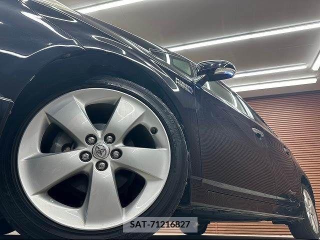 Toyota PRIUS PHV 2012-02 215970-17