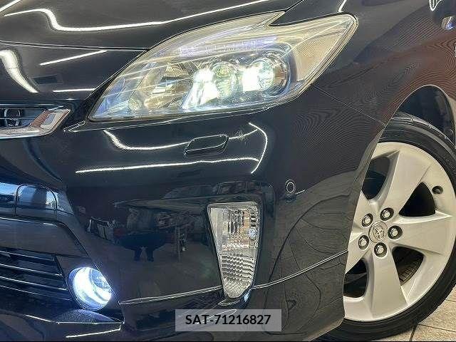 Toyota PRIUS PHV 2012-02 215970-16