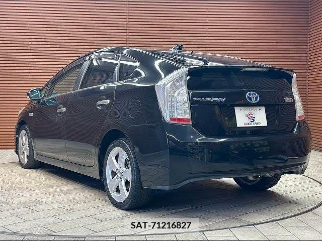 Toyota PRIUS PHV 2012-02 215970-13