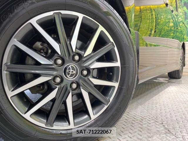 Toyota VOXY 2016-11 336248-13