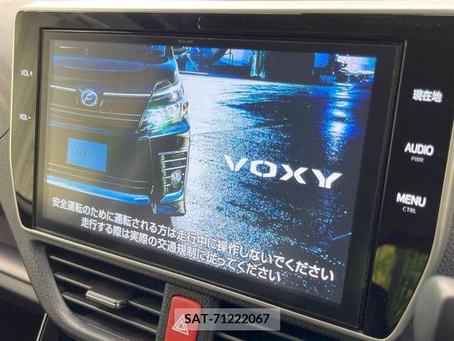 Toyota VOXY 2016-11 336248-3