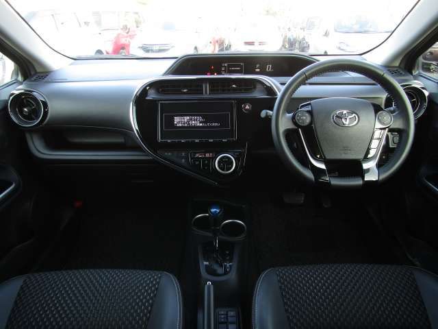 Toyota AQUA 2017-08 16236-11