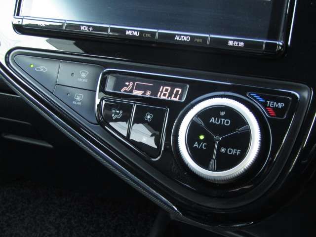 Toyota AQUA 2017-08 16236-9