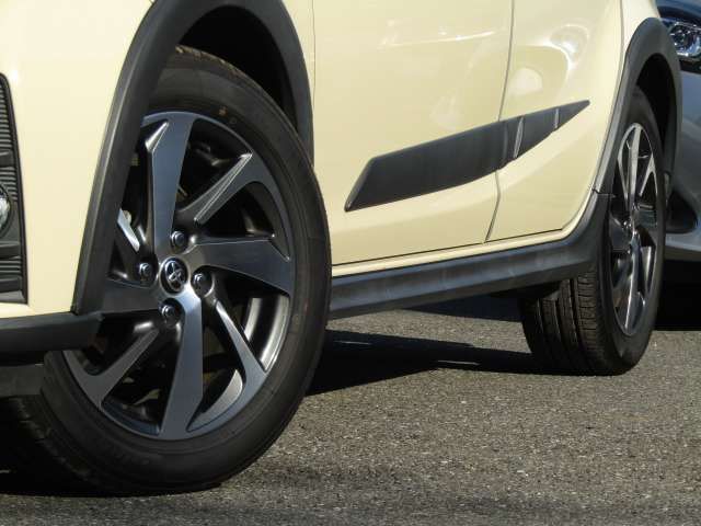 Toyota AQUA 2017-08 16236-17