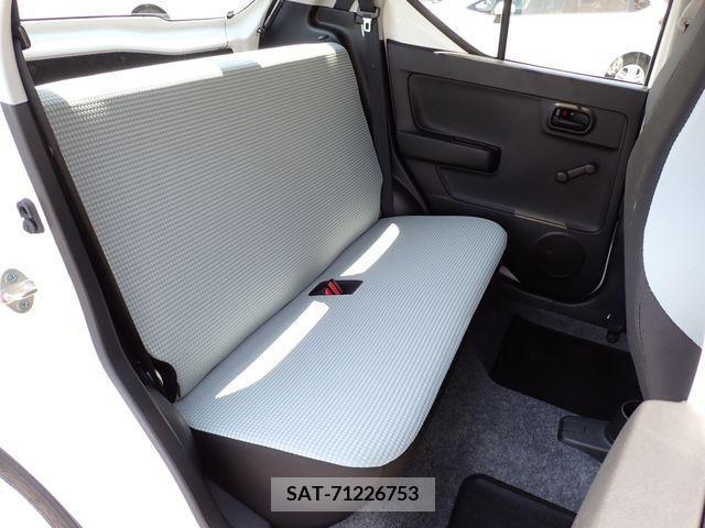 Suzuki ALTO 2017-04 327530-13