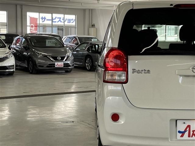 Toyota PORTE 2014-01 11742-9