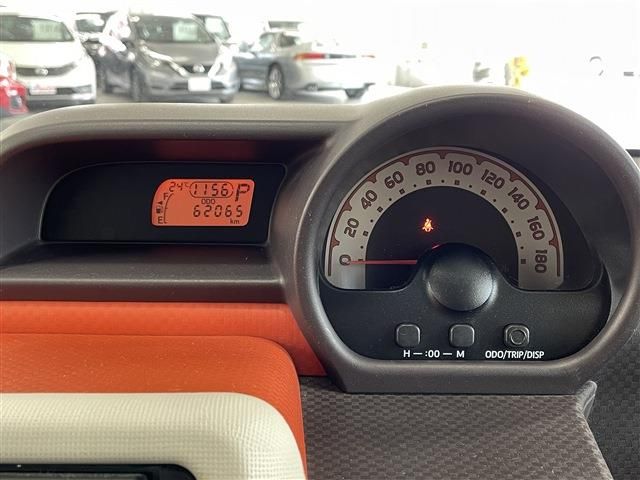Toyota PORTE 2014-01 11742-18