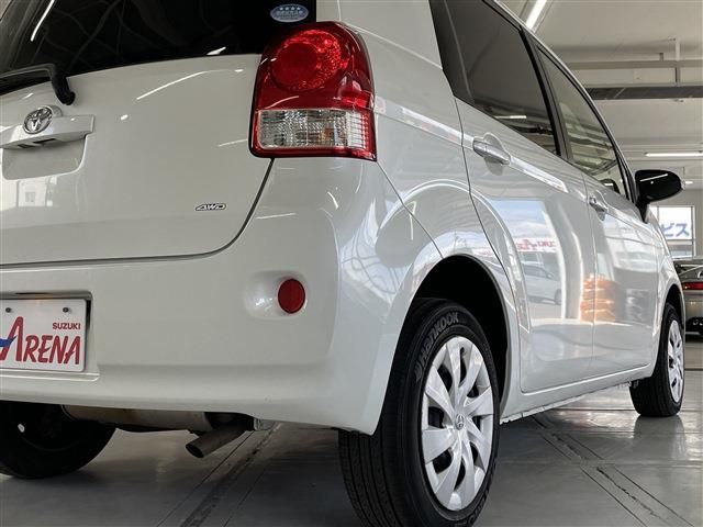 Toyota PORTE 2014-01 11742-8