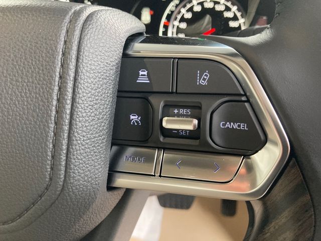 Toyota LAND CRUISER 2023-04 3660-15