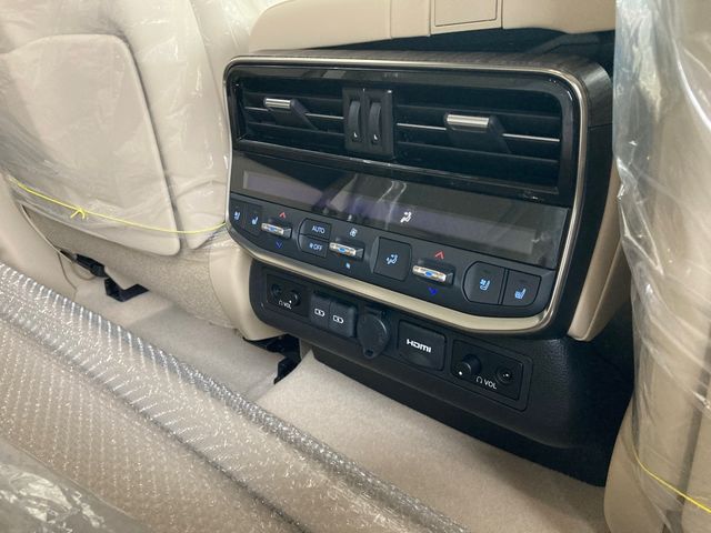 Toyota LAND CRUISER 2023-04 3660-25