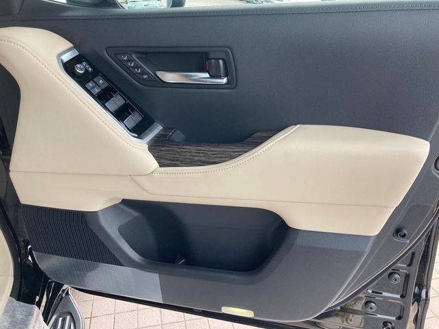 Toyota LAND CRUISER 2023-04 3660-12